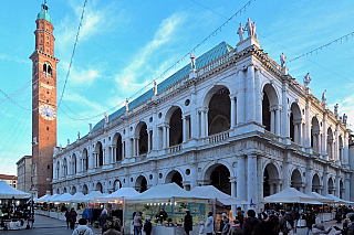 Basilica Palladiana ve Vicenze (Itálie)