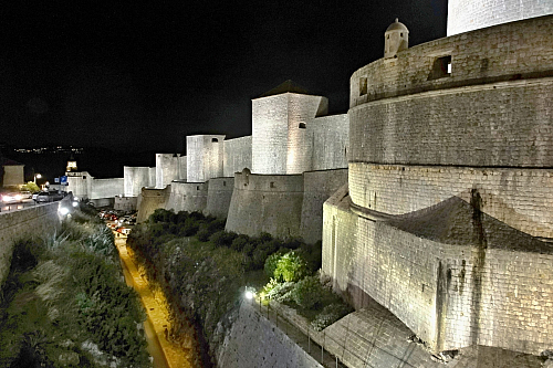 Městské hradby v Dubrovníku (Chorvatsko)