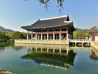 Palácový komplex Gyeongbokgung v Soulu (Jižní Korea)