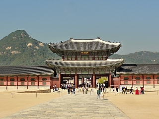 Palácový komplex Gyeongbokgung v Soulu (Jižní Korea)
