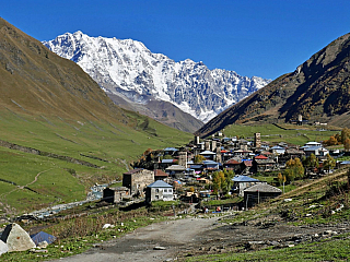 Středověké vesnice a úžasná příroda, to je Svaneti v Gruzii