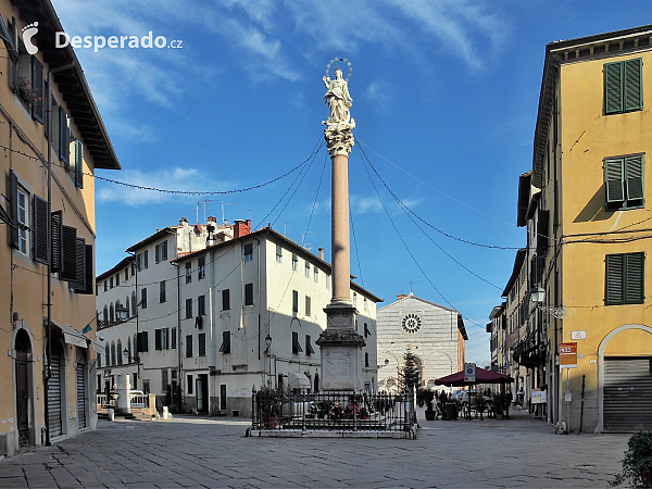 Madonna dello Stellario v Lucca (Toskánsko - Itálie)