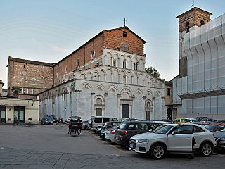 Lucca (Toskánsko - Itálie)