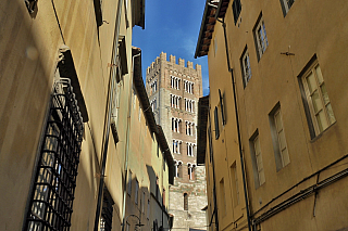 Kostel Chiesa di San Frediano v Lucca (Toskánsko - Itálie)