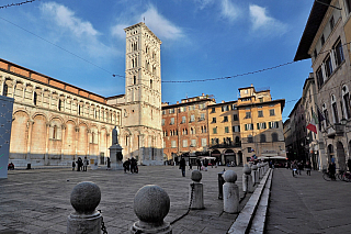 Chiesa di San Michele in Foro v Lucca (Toskánsko - Itálie)