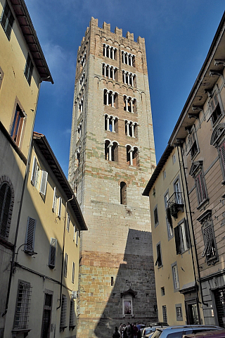 Kostel Chiesa di San Frediano v Lucca (Toskánsko - Itálie)