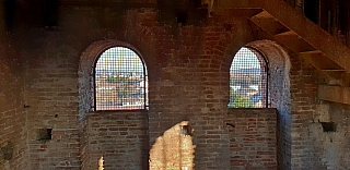 Věž Torre Guinigi v Lucca (Toskánsko - Itálie)