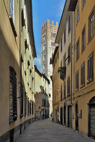 Kostel Chiesa di San Frediano v Lucca (Toskánsko - Itálie)