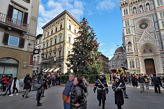 Náměstí Piazza del Duomo ve Florencii (Itálie)