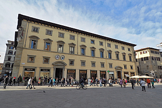 Náměstí Piazza del Duomo ve Florencii (Itálie)