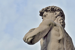 Socha Davida na náměstí Piazza della Signoria ve Florencii (Itálie)