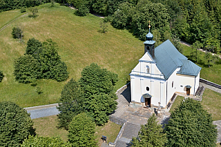 Poutní kostel Malenisko u Provodova (Česká republika)