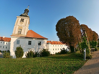 Architektura Galerie Středočeského kraje vás jistě zaujme (Česká republika)