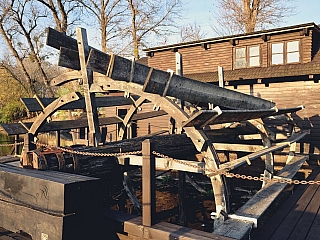 Vodný mlyn v Kolárove na rieke Malý Dunaj (Slovensko)