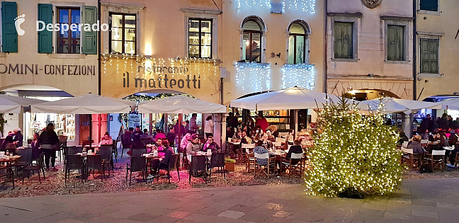 Vánoční Udine (Friuli-Venezia Giulia - Itálie)