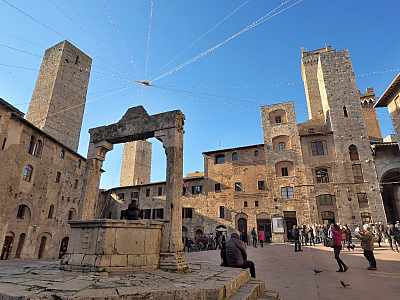 San Gimignano (Toskánsko - Itálie)