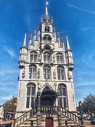 Radnice na náměstí v Goudě (Gouda - Nizozemsko)