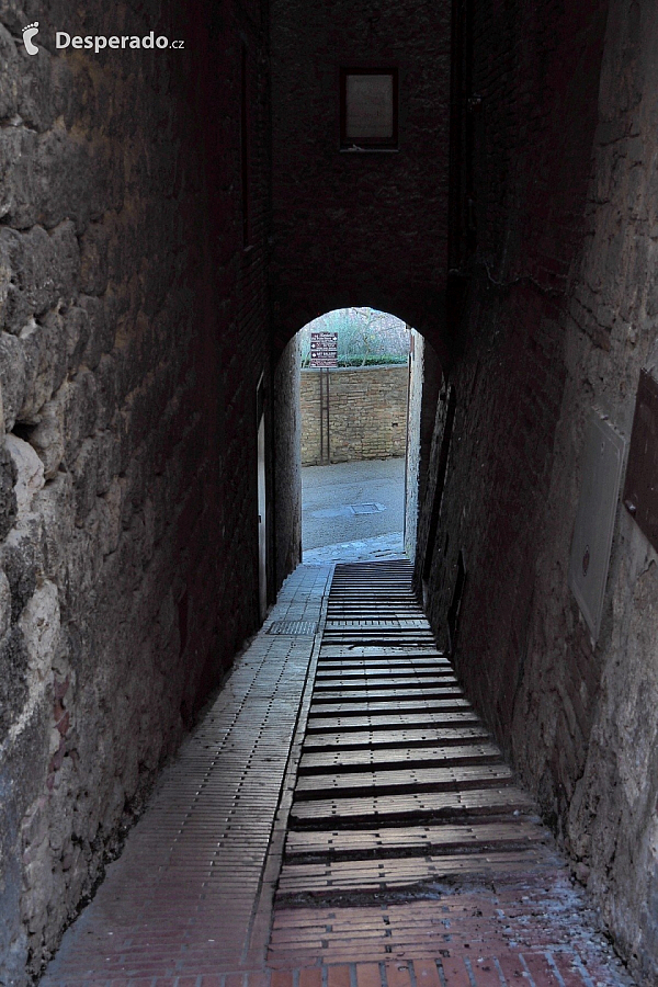San Gimignano (Toskánsko - Itálie)