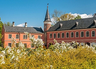 Zámek Sychrov (Česká republika)