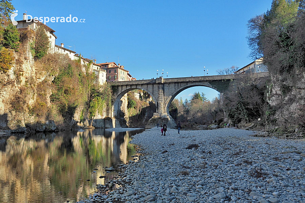 Ponte del Diavolo v Cividale del Friuli (Itálie)