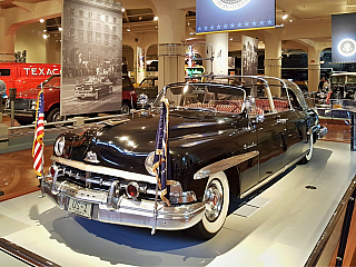 Fordovo muzeum v Detroitu nadchne technické fandy