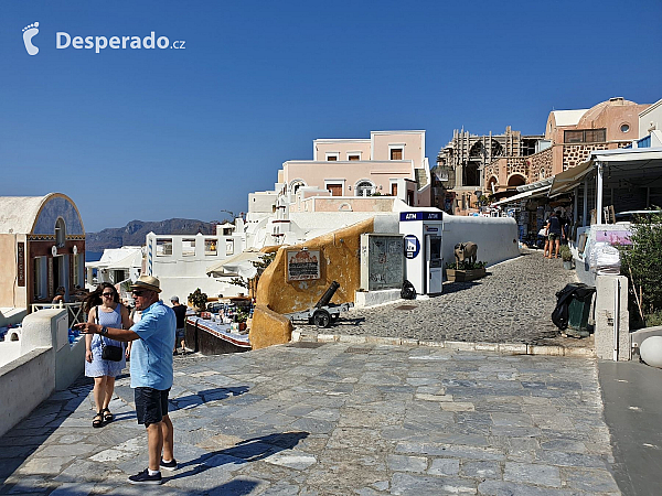 Oia na ostrově Santorini (Řecko)