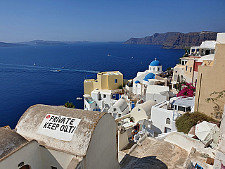 Oia na ostrově Santorini (Řecko)