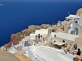 Oia na ostrově Santorini (Řecko)