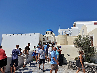 Oia na ostrově Santorini (Řecko)