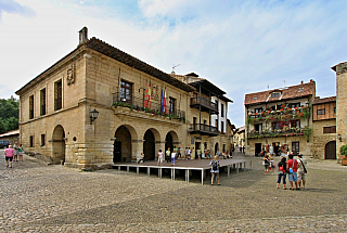 Santillana del Mar  (Kantábrie - Španělsko)