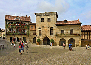 Santillana del Mar  (Kantábrie - Španělsko)