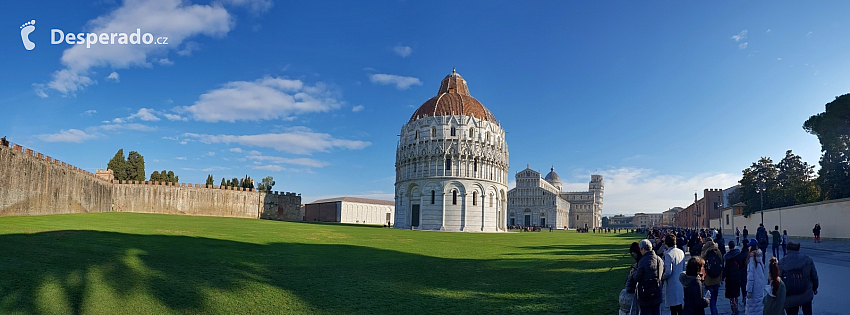 Baptisterium, Katedrála a Šikmá věž v Pisa (Toskánsko - Itálie)