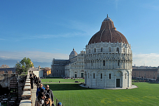 Baptisterium, Katedrála a Šikmá věž v Pisa (Toskánsko - Itálie)