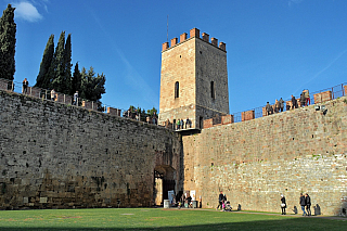 Baptisterium, Katedrála a Šikmá věž v Pisa (Toskánsko - Itálie)