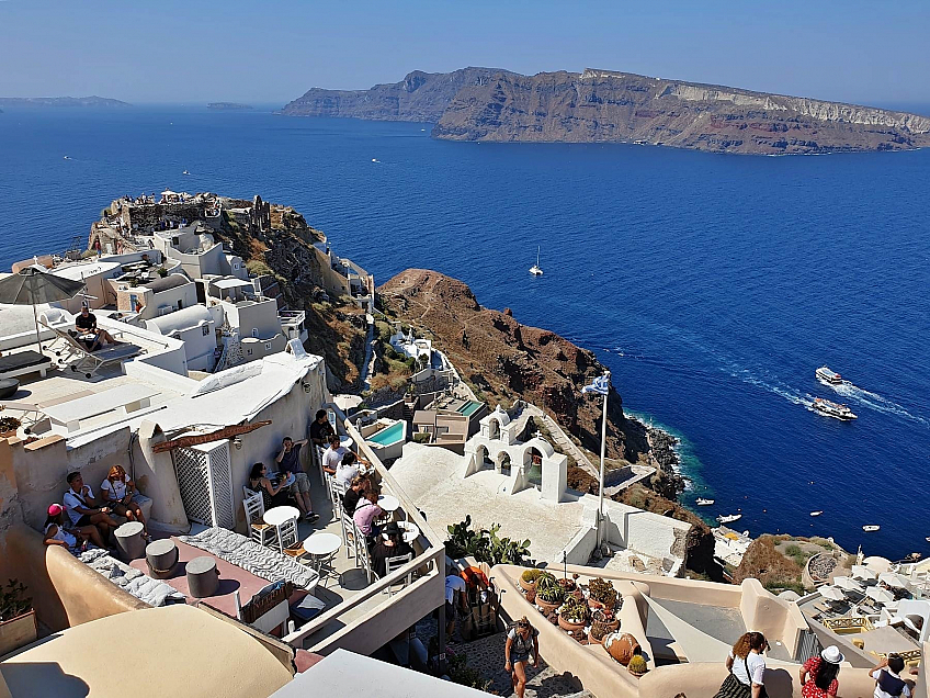 Oia na ostrově Santorini (Řecko)