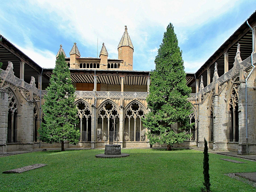 Katedrála v Pamploně (Španělsko)