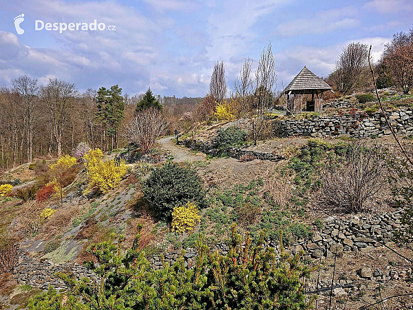 Arboretum Makču Pikču v obci Paseka (Olomoucký kraj - Česká republika)