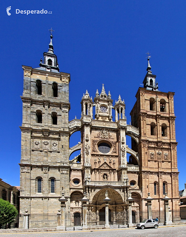 Katedrála ve španělském městě Astorga (León - Španělsko)