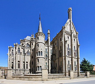 Biskupský palác ve španělském městě Astorga (León - Španělsko)