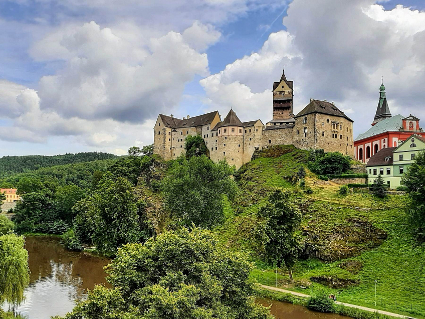 Hrad Loket (Česká republika)