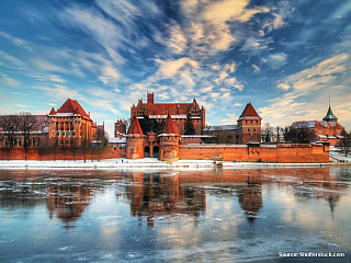 Malbork - impozantní klášterní pevnost