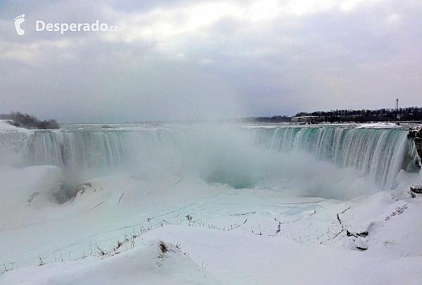 Ledové Niagarské vodopády (Kanada)
