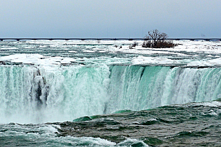 Ledové Niagarské vodopády (Kanada)
