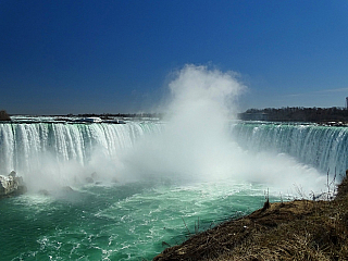 Niagarské vodopády (Kanada)