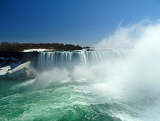 Niagarské vodopády (Kanada)