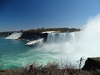 Niagarské vodopády (Kanada)