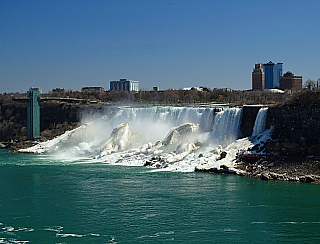 Niagarské vodopády (Kanada)