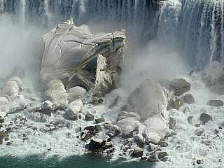 Niagarské vodopády (Kanada)