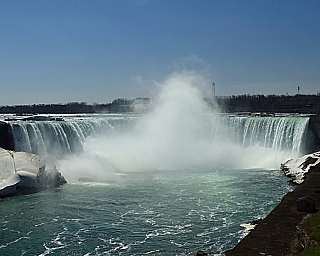 Niagarské vodopády (Kanada)