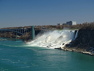 Niagarské vodopády (Kanada)